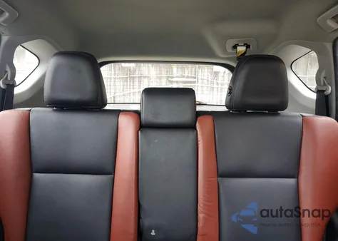 2015 Toyota Rav4 Limited z USA, uszkodzony, nr VIN 2T3YFREV9FW154611